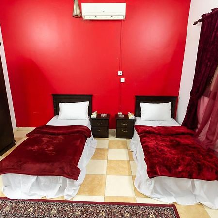 Al Eairy Furnished Apartments - Al Bahah 4 Екстер'єр фото